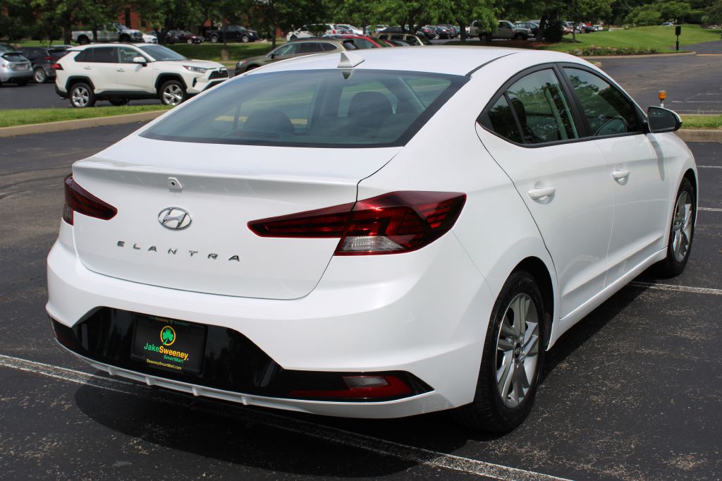 2020 Hyundai ELANTRA SEL