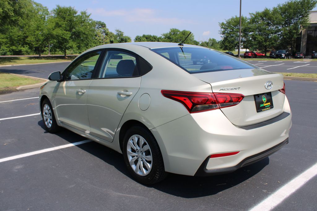 2020 Hyundai ACCENT SE