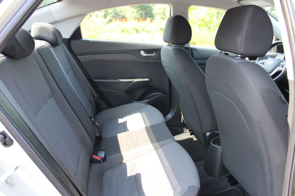 2020 Hyundai ACCENT SE