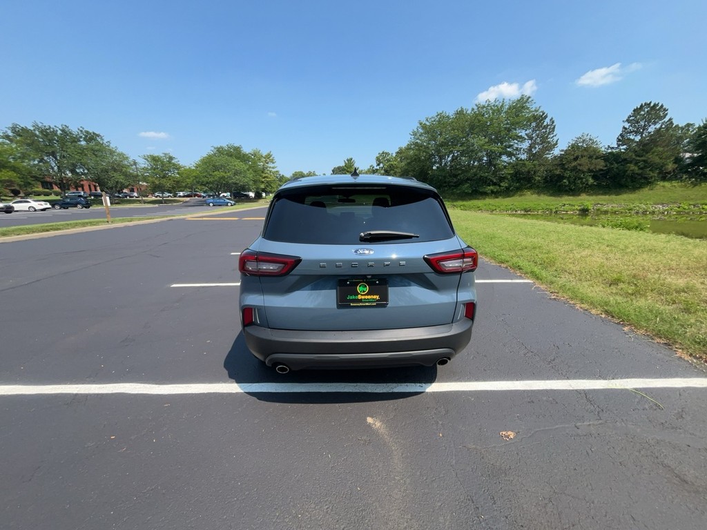 2025 Ford ESCAPE ST LINE