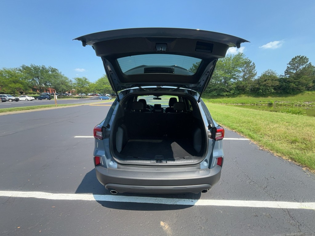 2025 Ford ESCAPE ST LINE