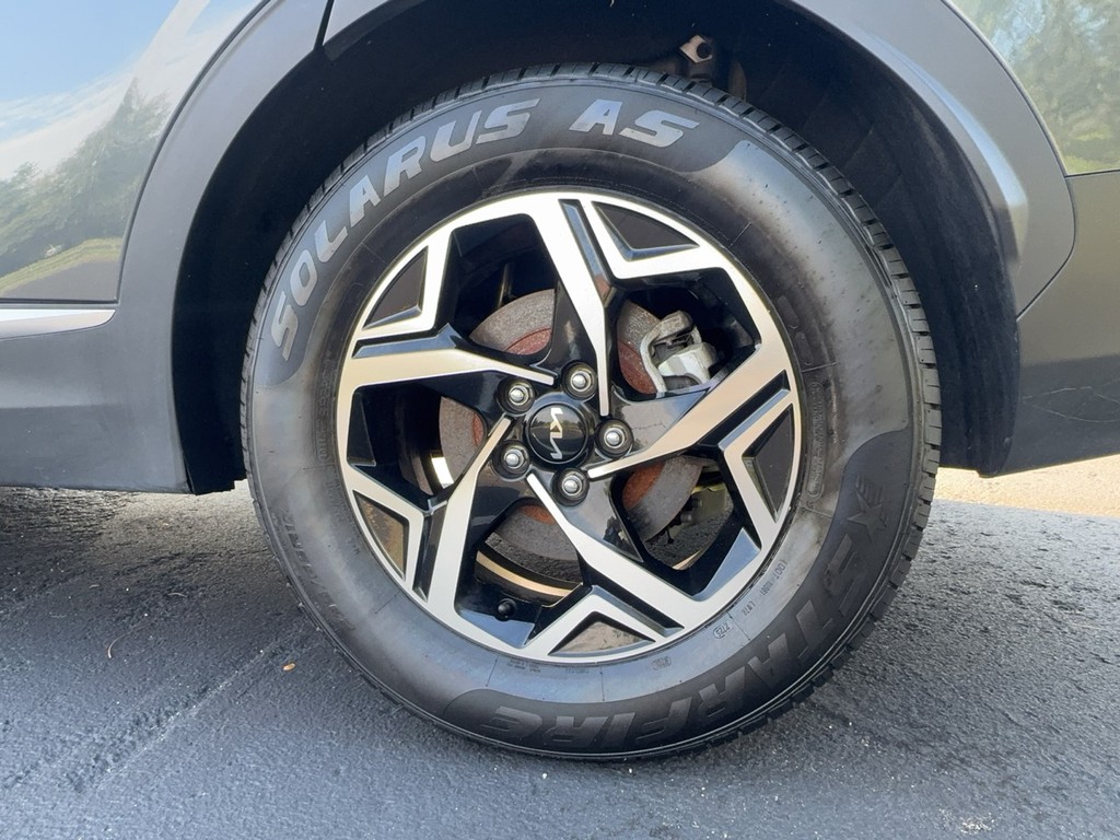 2025 Kia SPORTAGE LX