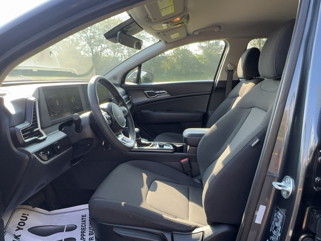 2025 Kia SPORTAGE LX