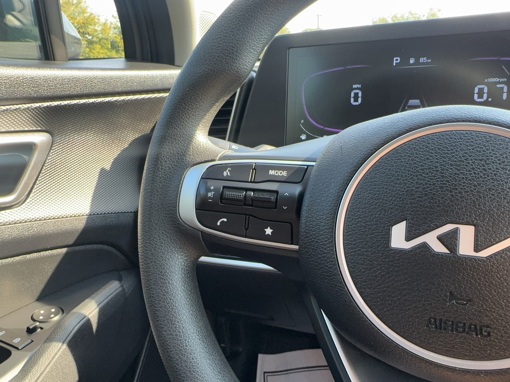 2025 Kia SPORTAGE LX