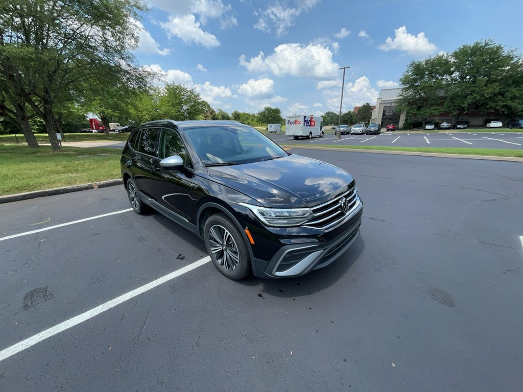 2024 Volkswagen TIGUAN WOLFSBURG