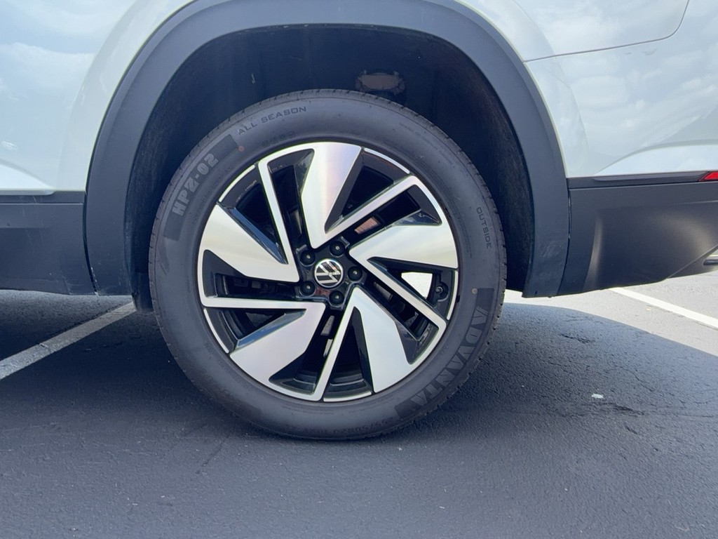 2025 Volkswagen ATLAS SE