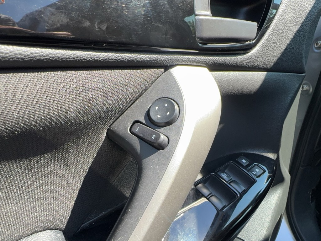2024 Mitsubishi ECLIPSE CROSS LE