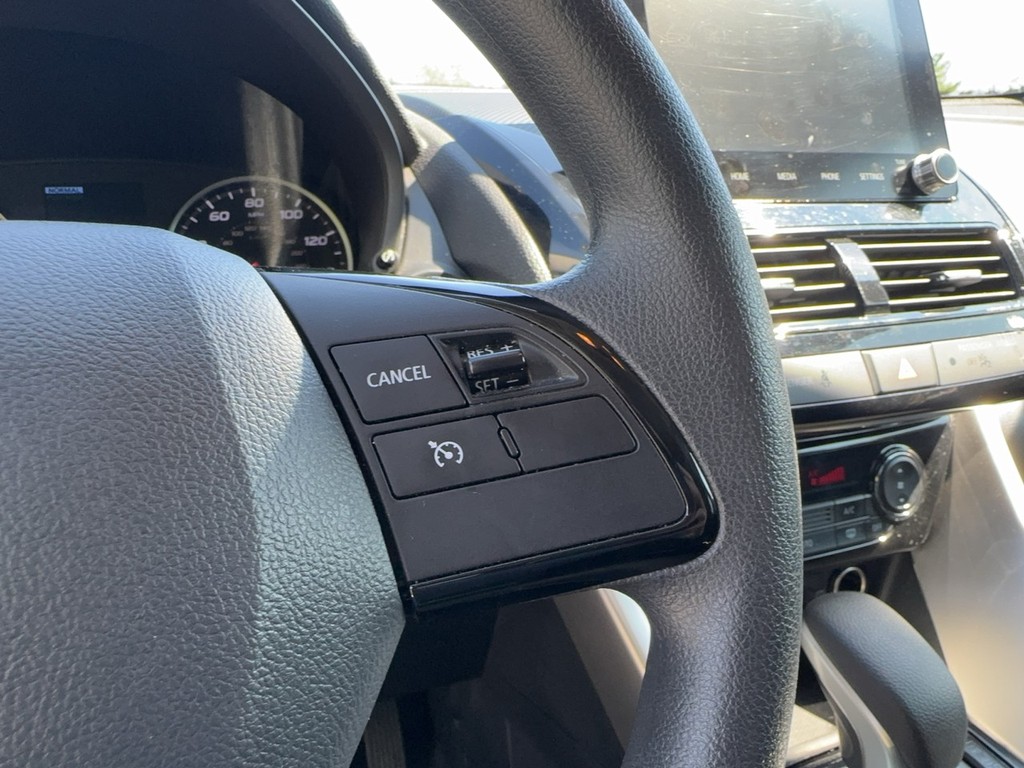 2024 Mitsubishi ECLIPSE CROSS LE