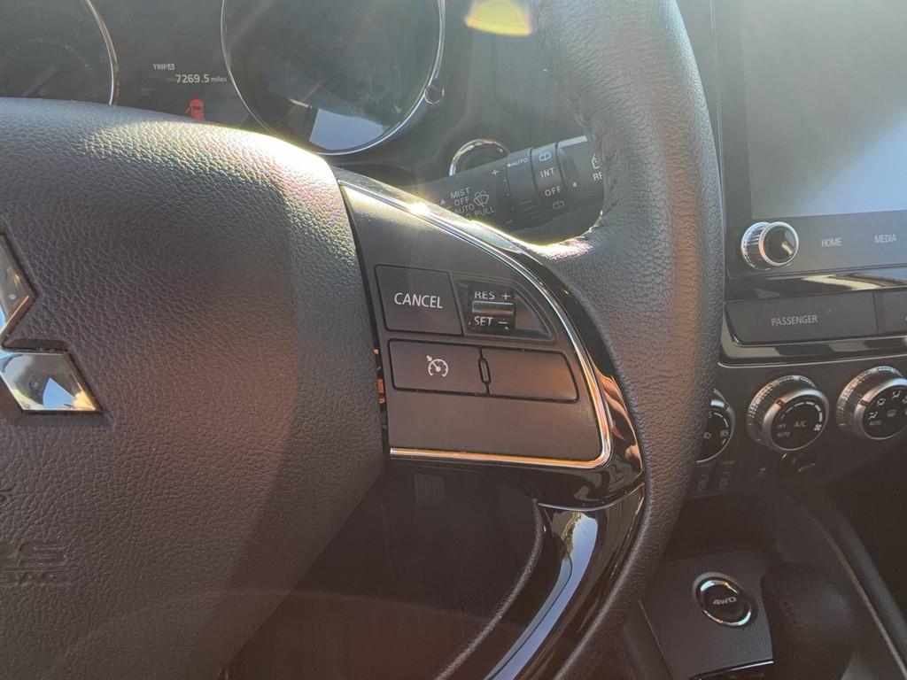 2025 Mitsubishi OUTLANDER SPORT S