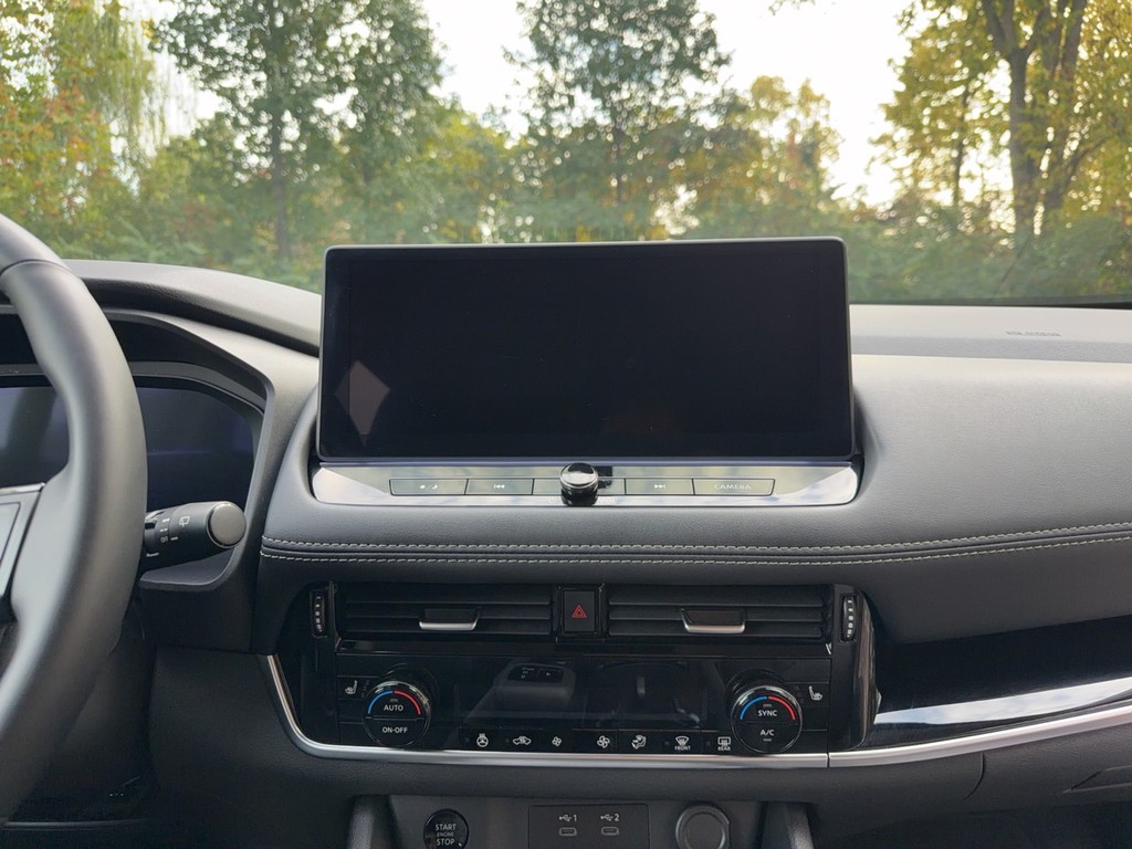 2026 Nissan ROGUE SL